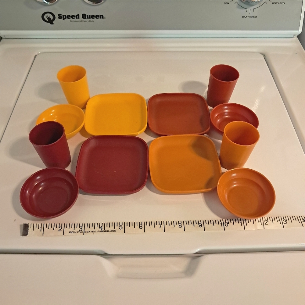 1980s Vintage Tupperware Mini Plate Kids Toy Dishes, Cups, Bowls Set